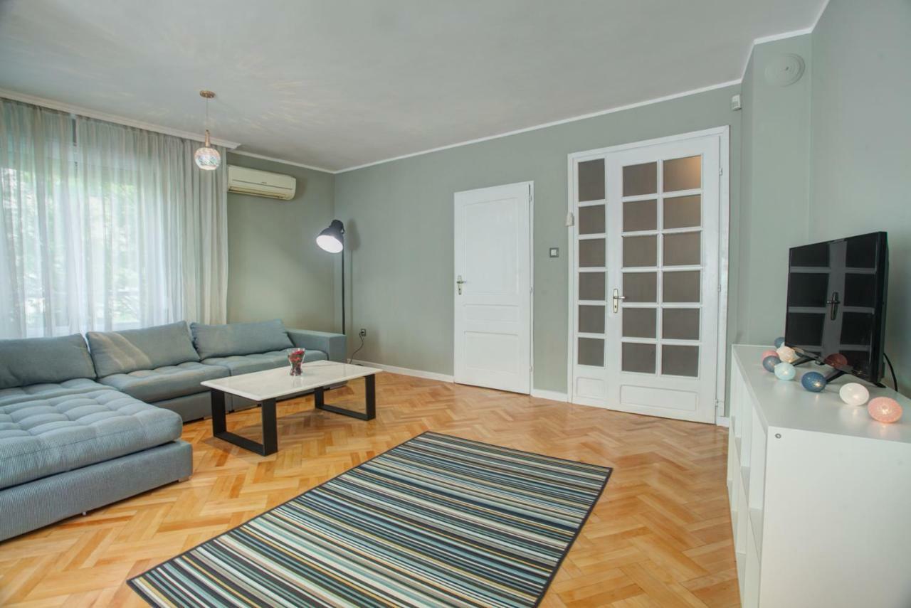 Spacious Flat Close To The American Embassy Sofia Exterior photo