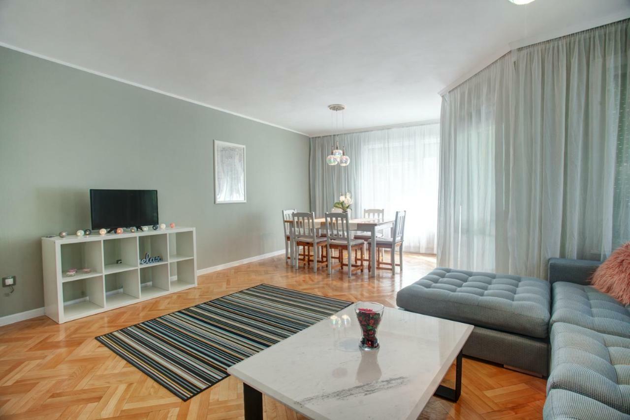 Spacious Flat Close To The American Embassy Sofia Exterior photo