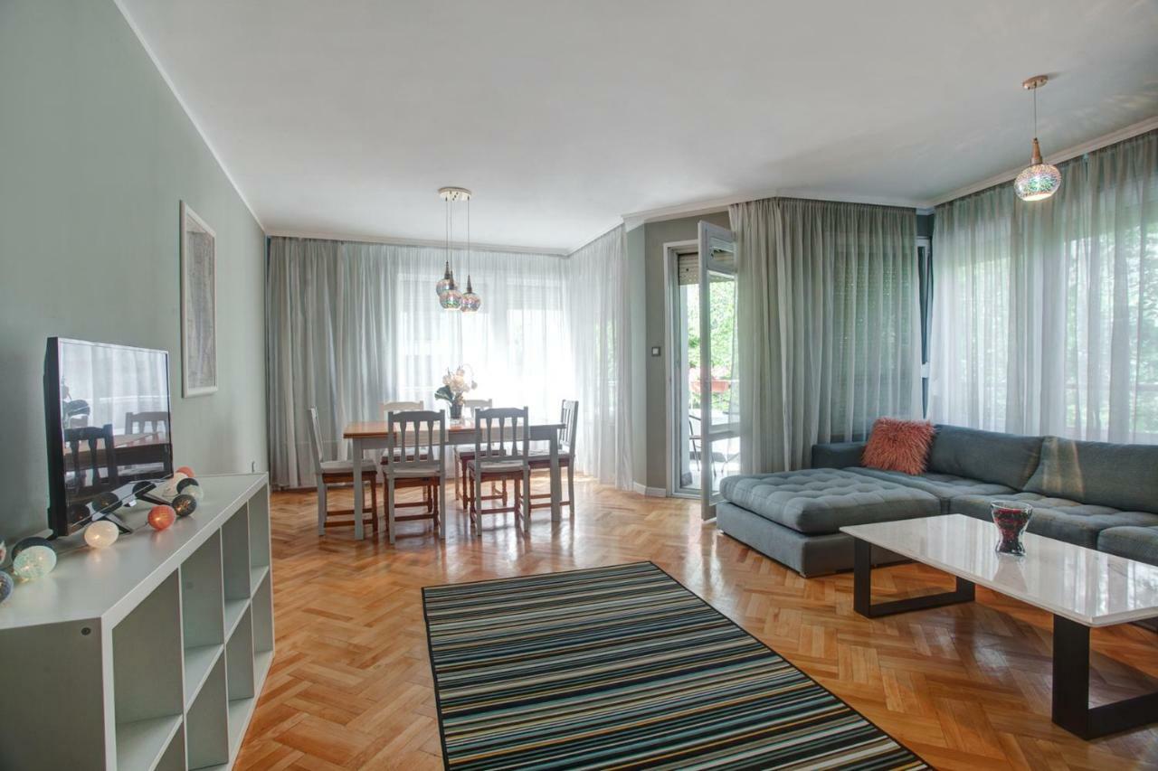 Spacious Flat Close To The American Embassy Sofia Exterior photo